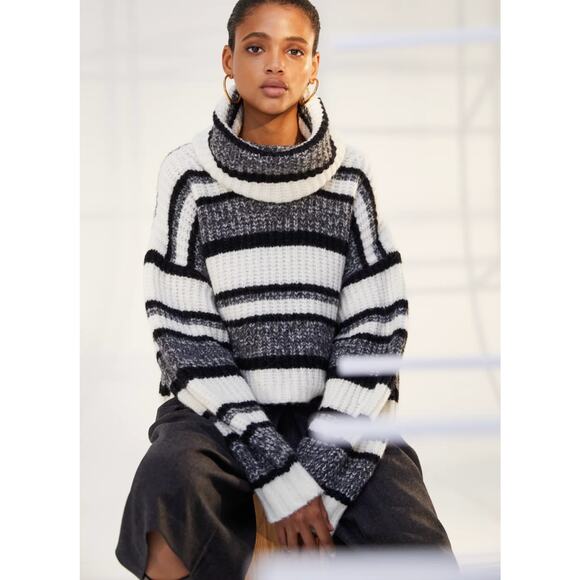 ARITZIA Babaton Guell Alpaca Wool Striped Turtleneck Crop Sweater - Picture 1 of 7